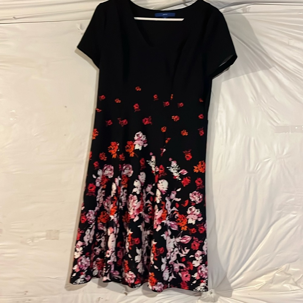 Beautiful Apt 9 women’s dress size M